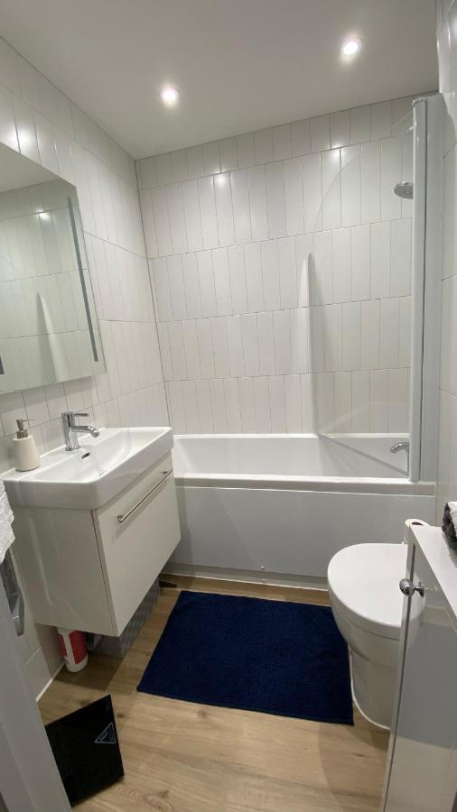Modern Central Flat With Balcony & Free Parking On-Site Bournemouth Luaran gambar